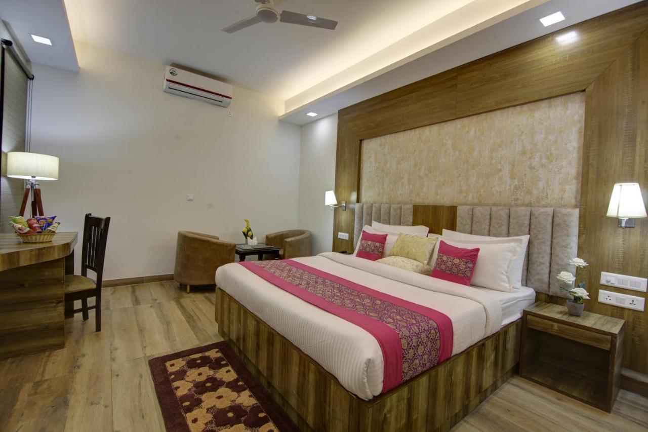 Hotel The Prithvi Near Delhi Airport New Delhi Eksteriør bilde